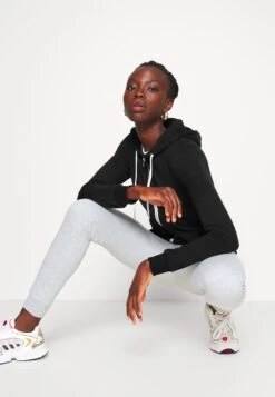 Felpa Con ZipBlack Donna Felpe EVI21J002-Q11 9 Felpa Con ZipBlack Donna Felpe EVI21J002-Q11 -Moda Femminile 00e78f3dfea34643828768fce0a3f273