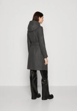 Vero Moda Vmvincefiona CoatCappotto ClassicoDark Grey Melange Donna Cappotti VE121U0TA-C11 8 Vero Moda Vmvincefiona CoatCappotto ClassicoDark Grey Melange Donna Cappotti VE121U0TA-C11 -Moda Femminile 0649b018c03d49158cac8ab95e14cb84
