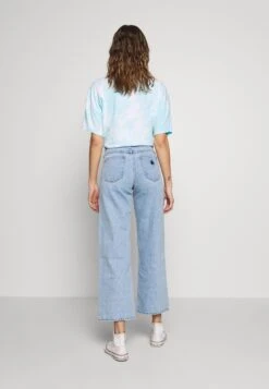 ABRAND JEANS Jeans A ZampaLight Blue Denim Donna Jeans ABB21N019-K11 -Moda Femminile 0de93f98bd93493280b6dc302c00498e