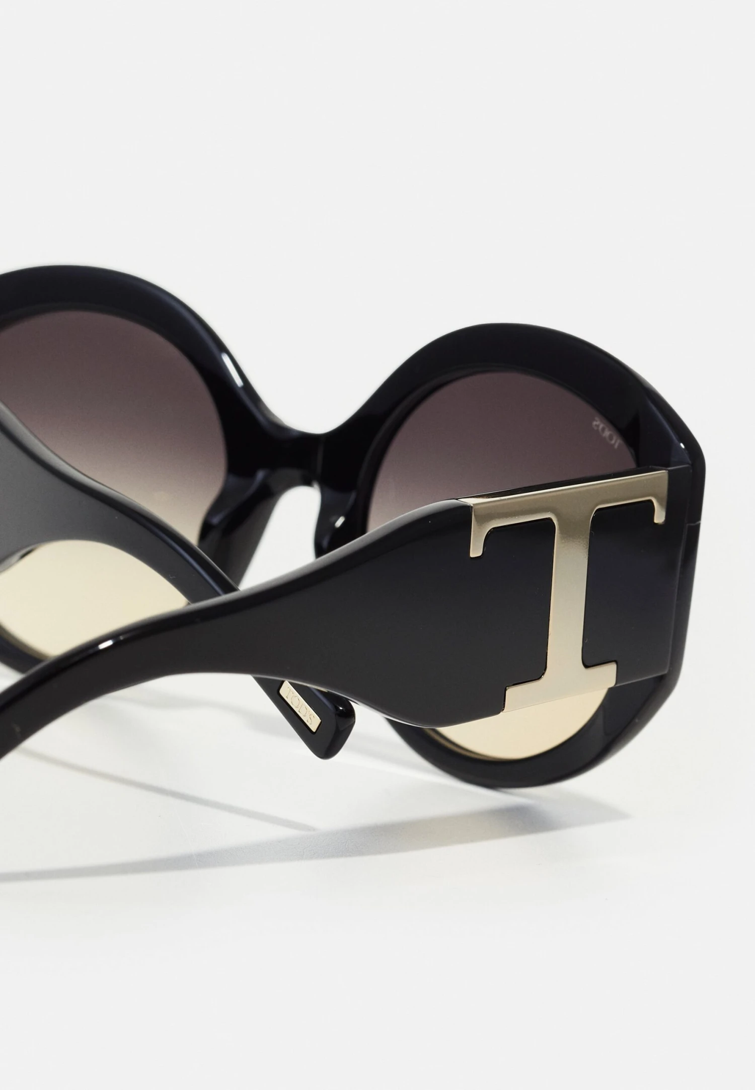 Tod's Occhiali Da SoleBlack/Gradient Smoke Donna Occhiali Da Sole 1TD51K00A-C11 3 Tod's Occhiali Da SoleBlack/Gradient Smoke Donna Occhiali Da Sole 1TD51K00A-C11 - immagine 3