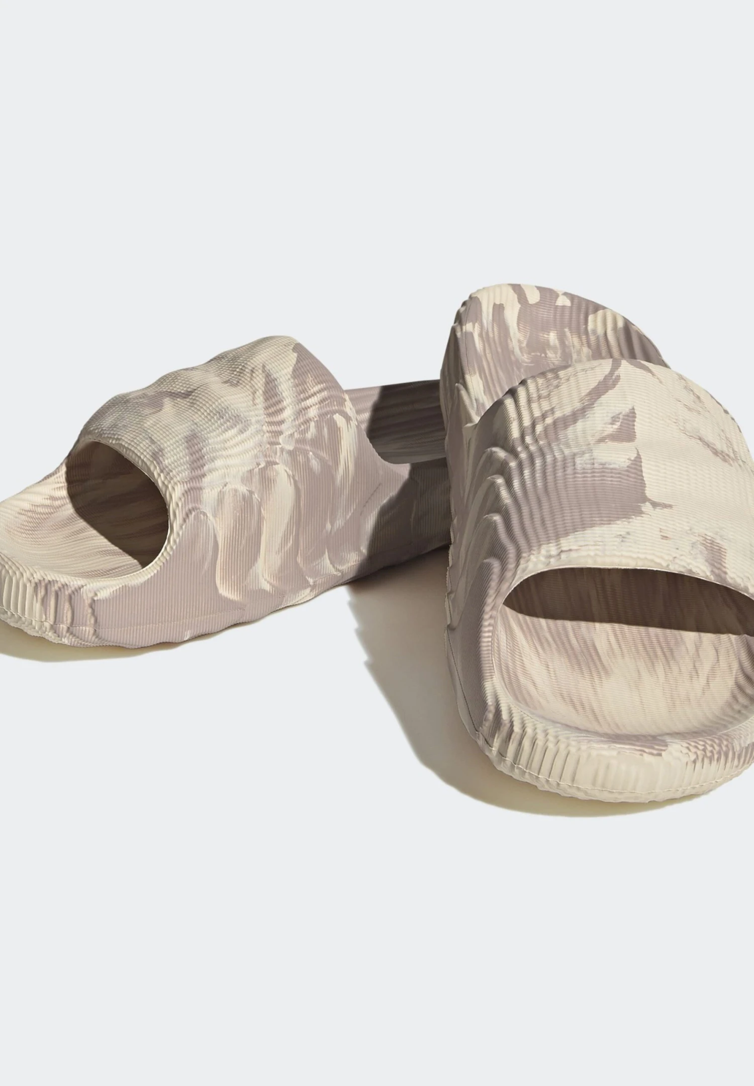Adidas Originals Adilette 22 UnisexCiabatte Da MareSand Strata/Taupe/Core Black Donna Per Il Mare AD115G022-B11 6 Adidas Originals Adilette 22 UnisexCiabatte Da MareSand Strata/Taupe/Core Black Donna Per Il Mare AD115G022-B11 - immagine 6