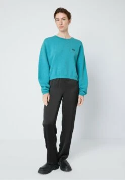 Moda Femminile -Moda Femminile 17d1f6b8c6d04a55875837a69843c3af