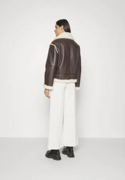 MAX & Co. CarmelaGiacca In SimilpelleCuoio Donna Giacche E Blazer MQ921U051-O11 7 MAX & Co. CarmelaGiacca In SimilpelleCuoio Donna Giacche E Blazer MQ921U051-O11 -Moda Femminile 1862f66dbede410faed1443cfa9c4987