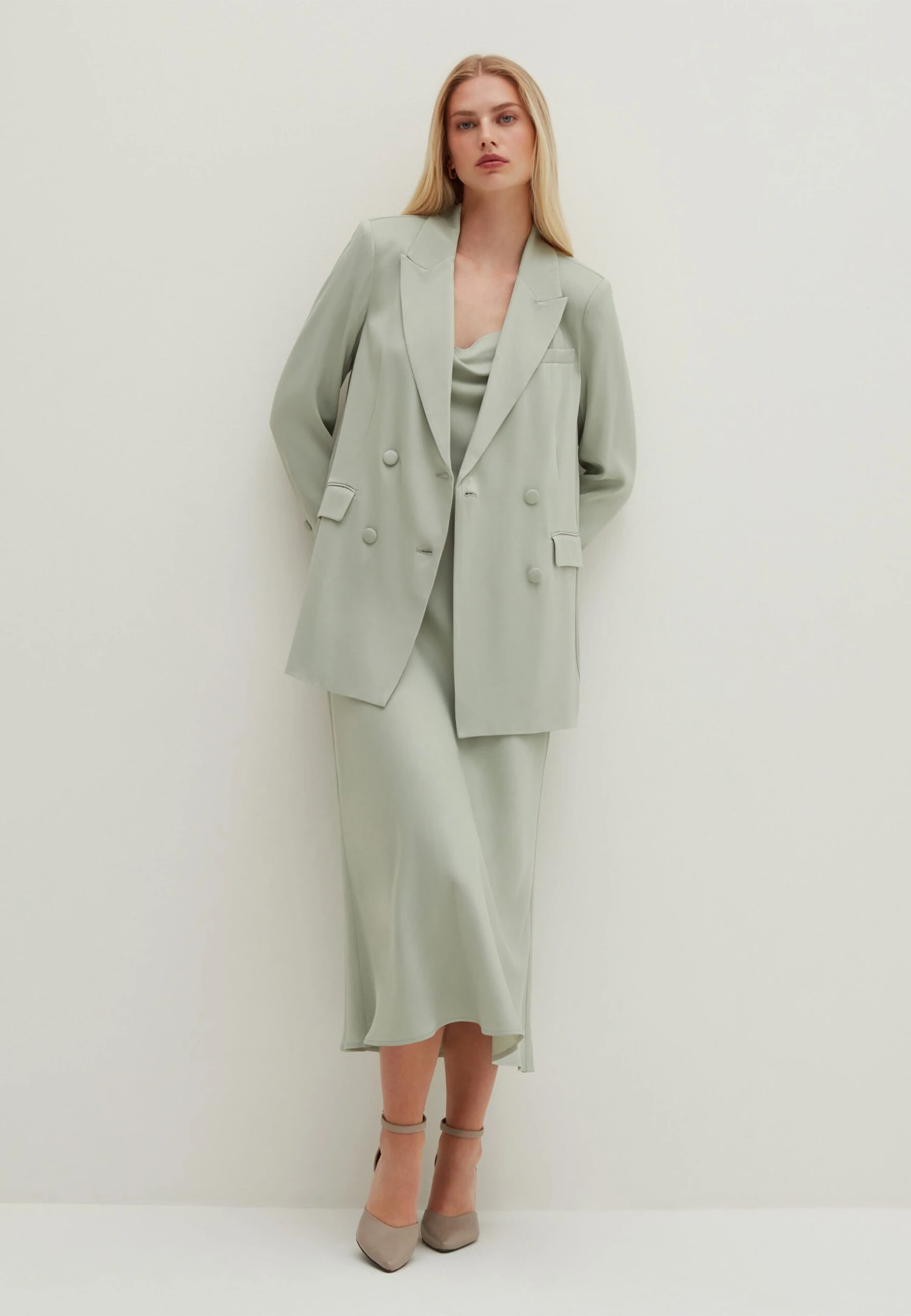 Stefanel Double-BreastedBlazerGreen Donna Giacche E Blazer S5721G023-M11 2 Stefanel Double-BreastedBlazerGreen Donna Giacche E Blazer S5721G023-M11 - immagine 2