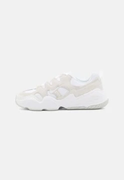 Nike Sportswear Tech HeraSneakers BasseWhite/Summit White/Photon Dust Donna Sneakers NI111A18R-A11