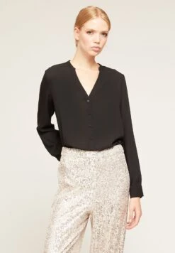 Flowing With Keyhole Neckline - Camicetta - Nero