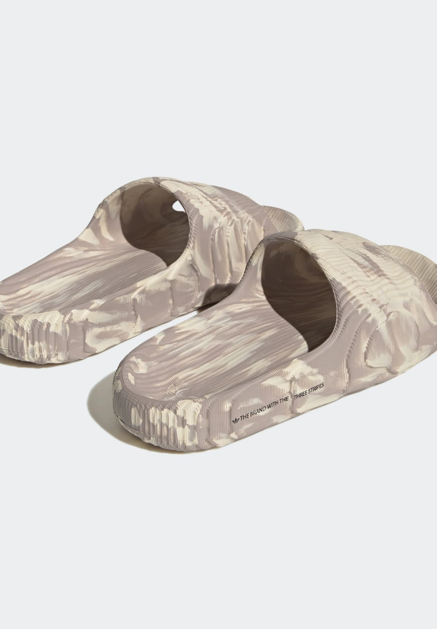 Adidas Originals Adilette 22 UnisexCiabatte Da MareSand Strata/Taupe/Core Black Donna Per Il Mare AD115G022-B11 2 Adidas Originals Adilette 22 UnisexCiabatte Da MareSand Strata/Taupe/Core Black Donna Per Il Mare AD115G022-B11 - immagine 2