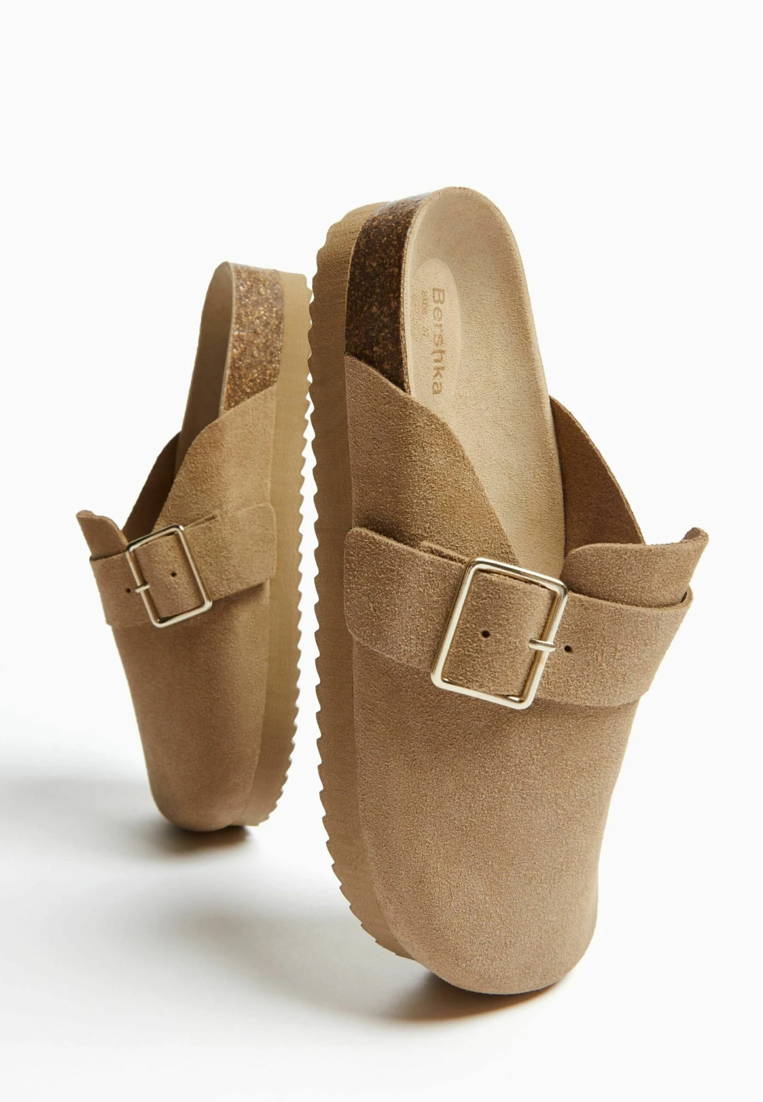 BERSHKA Pantofole - Sand 4 BERSHKA Pantofole - Sand - immagine 4