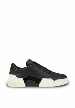 Calvin Klein Jeans Sneakers BasseBlack Bright White Donna Sneakers C1811A0HG-Q11 -Moda Femminile 344a4a0fb0a2401991210639f3f86917