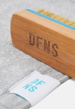 Sneaker Care Kit SetProdotto Per La Cura Delle ScarpeBlack/Multi-Coloured Donna Cura Delle Scarpe DF711J008-Q11 11 Sneaker Care Kit SetProdotto Per La Cura Delle ScarpeBlack/Multi-Coloured Donna Cura Delle Scarpe DF711J008-Q11 -Moda Femminile 367f3eb2ddb249ea8c7cd8396695e309