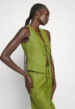 Faithfull The Brand Cataline Skirt - Gonna Lunga - Palm Green 11 Faithfull The Brand Cataline Skirt - Gonna Lunga - Palm Green -Moda Femminile 36ecfec4c900488fbc39c77cc2771fd1