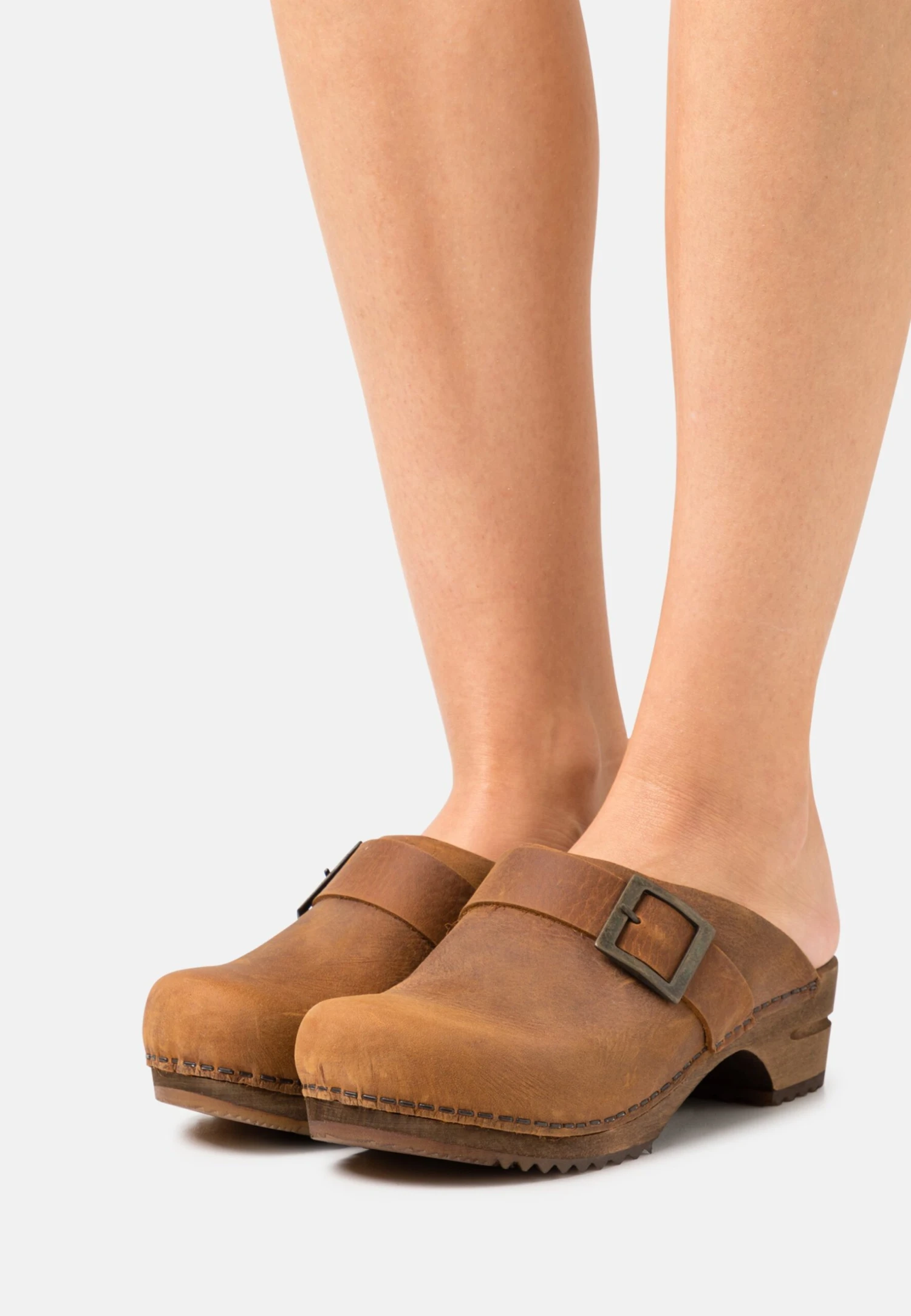 Sanita Urban Open - Zoccoli - Chestnut 1 Sanita Urban Open - Zoccoli - Chestnut