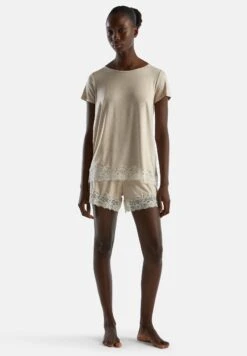 Moda Femminile -Moda Femminile 40b748b20f594063b8c443e2ae111830