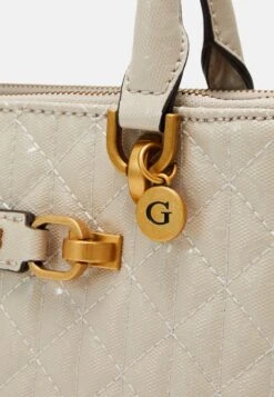 Guess Aveta Status Satchel - Borsa A Mano - Stone -Moda Femminile 437e108f1692483b9245bb0993695a69