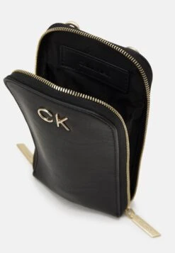 Calvin Klein Lock Phone CrossbodyPortacellulareBlack Donna Elettronica & Lifestyle 6CA51F0FE-Q11 -Moda Femminile 45aa8a3e32c04467aafcbd6acba88564