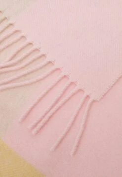 Holzweiler Dipper SciarpaLight Pink Donna Sciarpe HO051G02X-J11 -Moda Femminile 45e8420ff976471fa40be6c752459e16