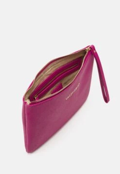 Valentino Bags PochetteFuxia Donna Borse 5VA51H17R-J11 6 Valentino Bags PochetteFuxia Donna Borse 5VA51H17R-J11 -Moda Femminile 476079eeb0e5424f93df27963c98b8be