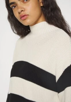 MaglioneWhite/Black Donna Maglieria ZI421I003-A11 -Moda Femminile 482b46b2b522460e8408459a92bbb946