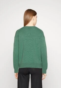 Scotch & Soda Intarsia Club SodaMaglioneFrozen Mint Donna Maglieria SC321I0AU-M11 8 Scotch & Soda Intarsia Club SodaMaglioneFrozen Mint Donna Maglieria SC321I0AU-M11 -Moda Femminile 4c2830c280a94376a61ec63b9be41bf4