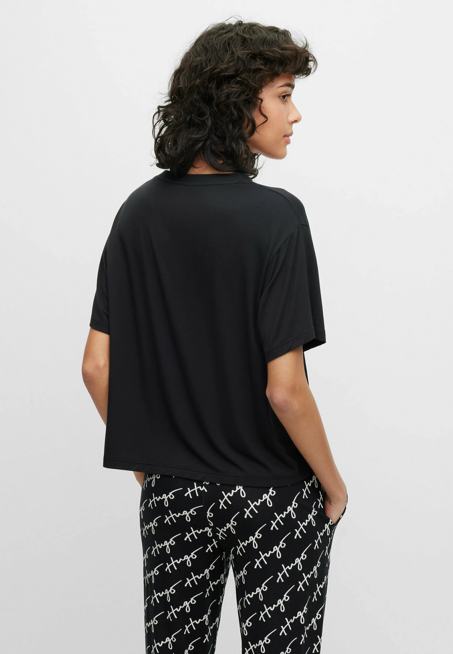 Hugo UniteMaglia Del PigiamaBlack One Donna Intimo Notte E Loungewear HU781Q00F-Q11 3 Hugo UniteMaglia Del PigiamaBlack One Donna Intimo Notte E Loungewear HU781Q00F-Q11 - immagine 3