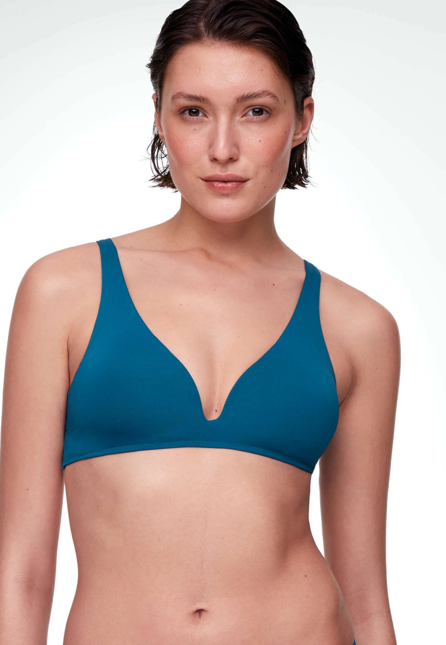 Oysho HalterneckBikini Pezzo SopraBlue Donna Moda Mare OY181A0VC-K11 1 Oysho HalterneckBikini Pezzo SopraBlue Donna Moda Mare OY181A0VC-K11