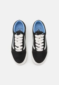 Vans Old Skool UnisexSneakers BasseBlack/Light Blue Donna Sneakers VA215O0BS-Q14 9 Vans Old Skool UnisexSneakers BasseBlack/Light Blue Donna Sneakers VA215O0BS-Q14 -Moda Femminile 52239a21110244f8ac728e5b940000ff