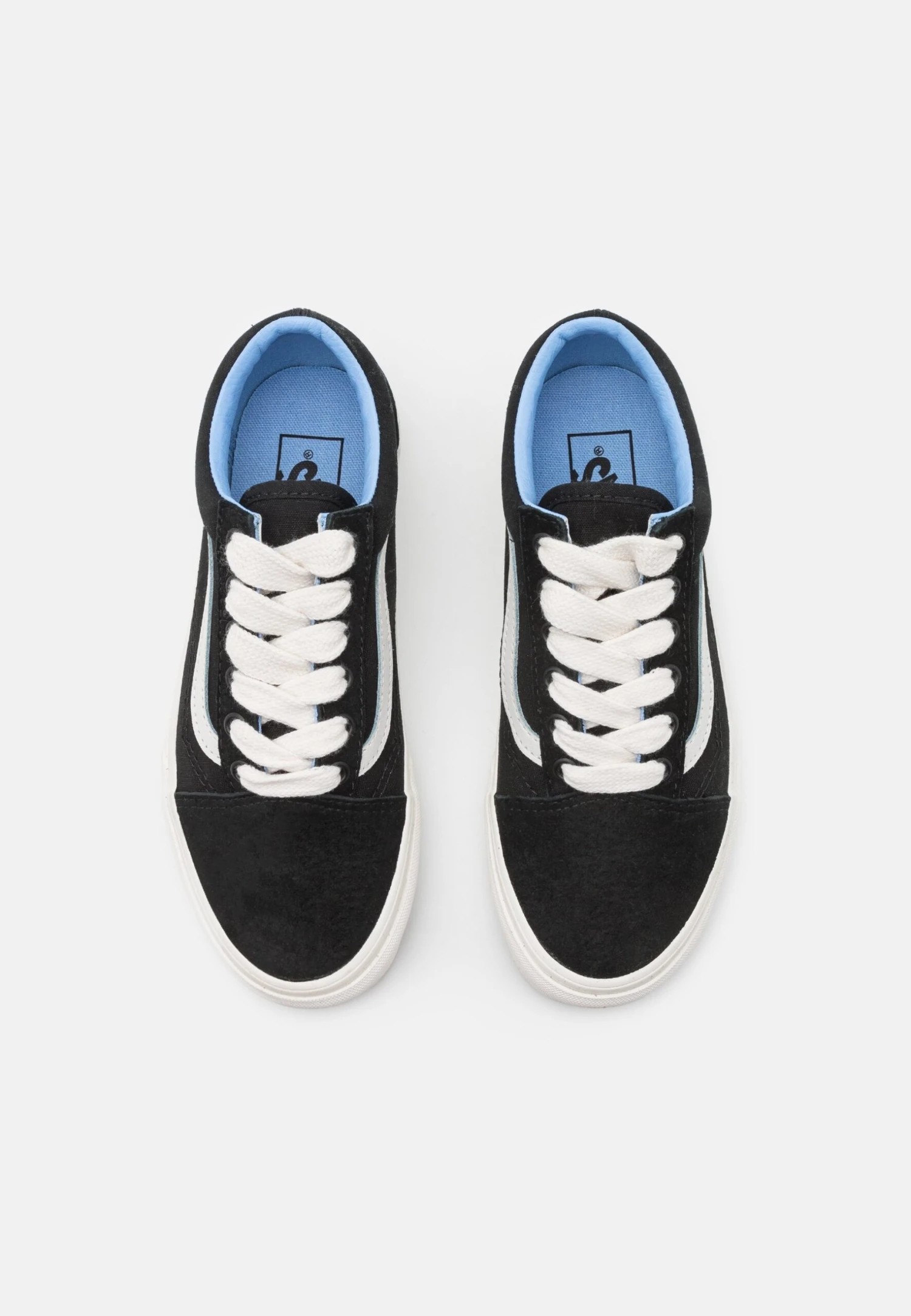 Vans Old Skool UnisexSneakers BasseBlack/Light Blue Donna Sneakers VA215O0BS-Q14 4 Vans Old Skool UnisexSneakers BasseBlack/Light Blue Donna Sneakers VA215O0BS-Q14 - immagine 4