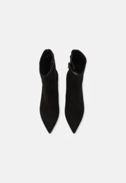 Kennel & Schmenger ChrisStivalettiSchwarz Donna Stivaletti KE311N0GC-Q11 -Moda Femminile 585dd50f1de543f6ac2a24017aae3b54