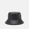 MCM Collection Hat UnisexCappelloBlack Donna Cappelli E Foulard MC154R000-Q11
