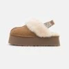 Ugg Funkette - Pantofole - Chestnut
