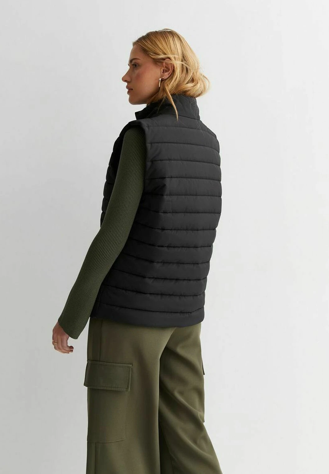 New Look Lightweight Padded GiletSmanicatoBlack Donna Giacche E Blazer NL021G0BD-Q11 3 New Look Lightweight Padded GiletSmanicatoBlack Donna Giacche E Blazer NL021G0BD-Q11 - immagine 3