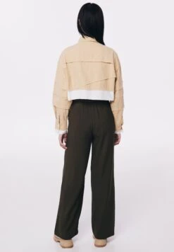 Twist Colorblock CropCamiciaNatural Donna Camicie E Bluse TWG21E0B7-O11 8 Twist Colorblock CropCamiciaNatural Donna Camicie E Bluse TWG21E0B7-O11 -Moda Femminile 6afe7939328b4384aa34bb9ba741eb3b