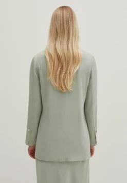 Stefanel Double-BreastedBlazerGreen Donna Giacche E Blazer S5721G023-M11 6 Stefanel Double-BreastedBlazerGreen Donna Giacche E Blazer S5721G023-M11 -Moda Femminile 77fa7fa9deb34630a8e6fd269c72ae9f