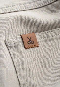 Koutes - Shorts - Bone -Moda Femminile 91390e314a114735af9511a641f950e3