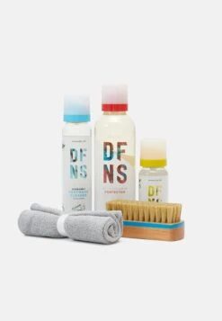 Sneaker Care Kit SetProdotto Per La Cura Delle ScarpeBlack/Multi-Coloured Donna Cura Delle Scarpe DF711J008-Q11