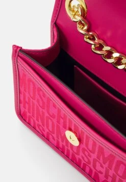 MOSCHINO Logo - Borsa A Tracolla - Fantasy Fucsia -Moda Femminile a1fff757234846a7a2ff2dc012075021