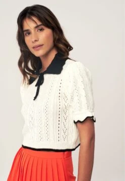 Collar Short Sleeve HairT-Shirt Con StampaWhite Donna T-shirt E Top H6621I008-A11 -Moda Femminile ab534ce1b24a4b2988b3d5b00924acbe