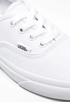Vans Authentic Unisex - Sneakers Basse - True White 17 Vans Authentic Unisex - Sneakers Basse - True White -Moda Femminile b6b7d3fc3da64901a8423a65453b4b21