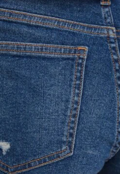 BERSHKA Roll-Up - Shorts Di Jeans - Dark Blue -Moda Femminile bf392ebe9b6a4fa78071a365042dc26d