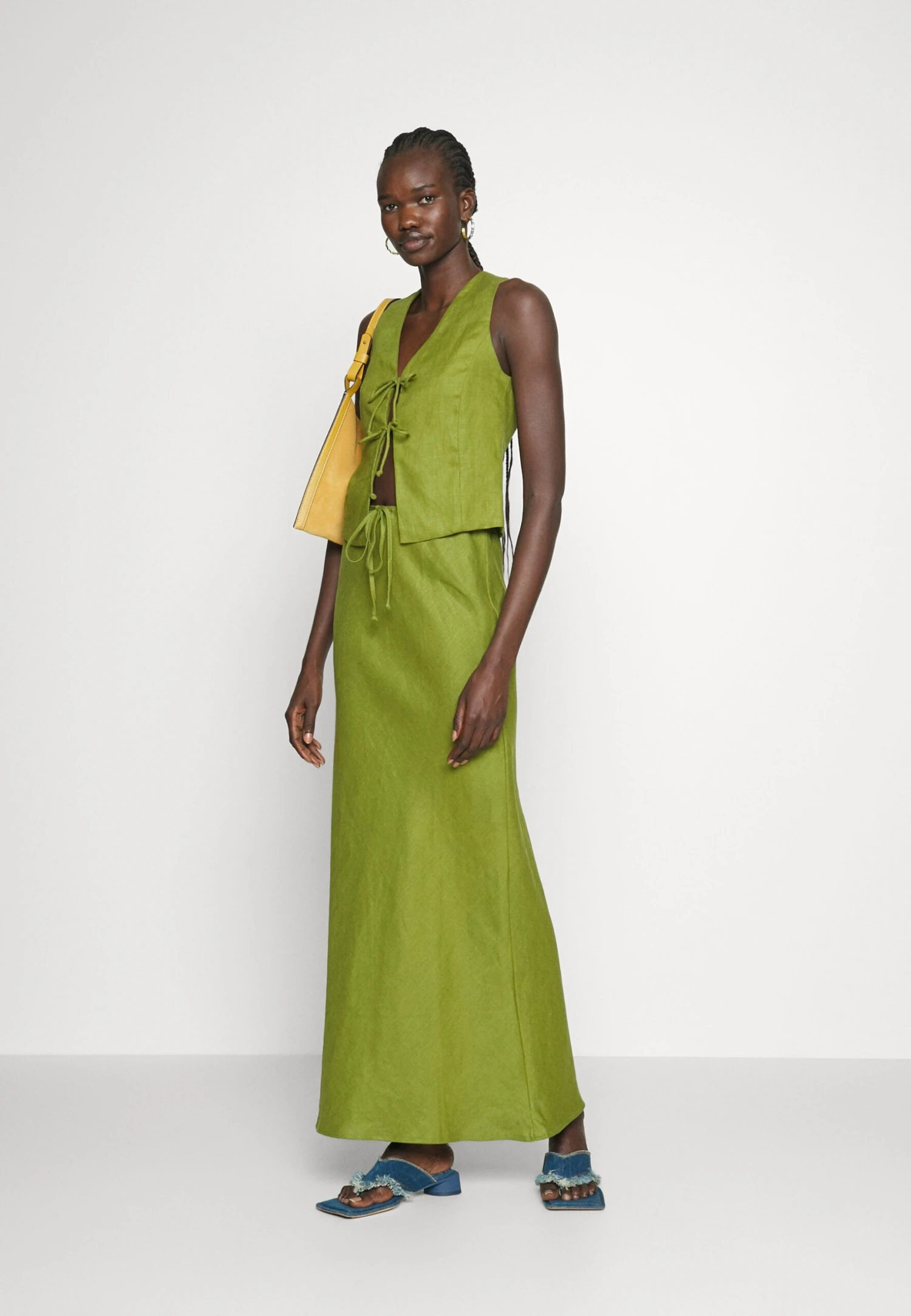 Faithfull The Brand Cataline Skirt - Gonna Lunga - Palm Green 2 Faithfull The Brand Cataline Skirt - Gonna Lunga - Palm Green - immagine 2