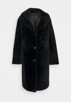 Roxy Reversable Curly CoatCappotto InvernaleBlack Donna Cappotti STX21U02Q-Q11 -Moda Femminile cd150484fdc147eab66be34b17a48ba1