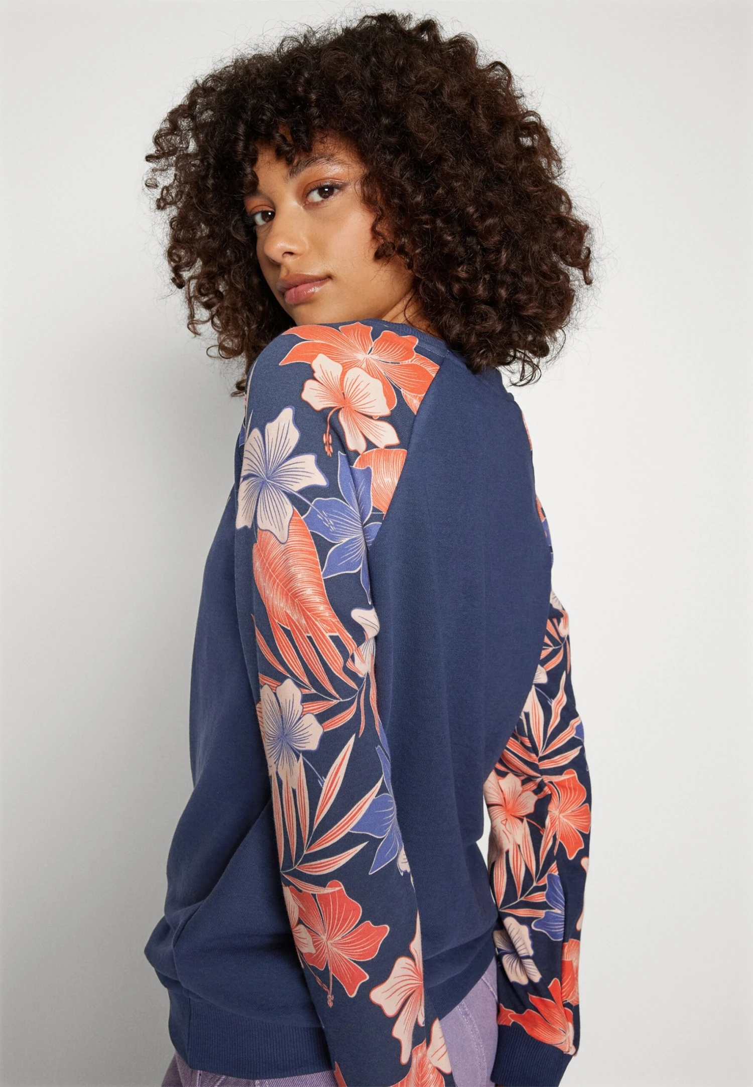 Roxy KauaiFelpaDress Blues Donna Felpe RO521J0E2-K11 6 Roxy KauaiFelpaDress Blues Donna Felpe RO521J0E2-K11 - immagine 6