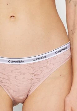 Slip - Subdued 9 Slip - Subdued -Moda Femminile d8a21ff140b9412ca6d7c4e546a2afe4