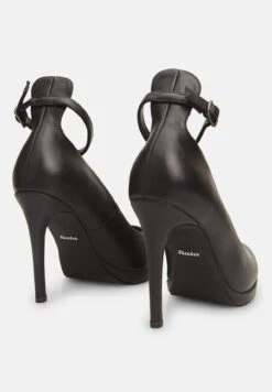 Bata Con A Stiletto E Cinturino Scarpe Con PlateauSchwarz Donna Tacchi Alti BT911B03S-Q11 -Moda Femminile dcc78afca3b6421296ee64c297bc134b