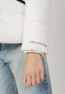 Calvin Klein Jeans Giacca InvernaleWhite Donna Giacche E Blazer C1821U075-A11 -Moda Femminile e01b8a335adf4678a1c248e3cf877cd9