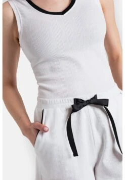 Julie PigiamaWhite Donna Intimo Notte E Loungewear MNL81P00Y-A11 9 Julie PigiamaWhite Donna Intimo Notte E Loungewear MNL81P00Y-A11 -Moda Femminile e46f5331a98242849f5b4d24160d0ae2