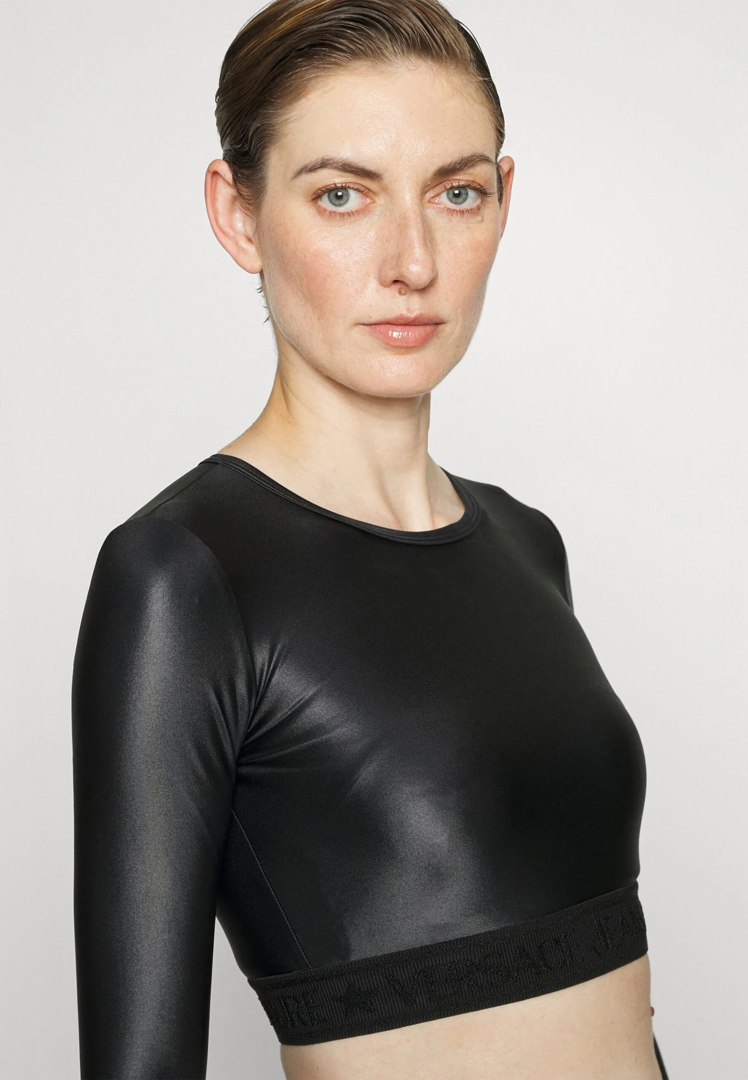 ShinyMaglietta A Manica LungaBlack Donna T-shirt E Top VEI21D0CE-Q11 5 ShinyMaglietta A Manica LungaBlack Donna T-shirt E Top VEI21D0CE-Q11 - immagine 5