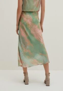 Stefanel With PatternGonna A CampanaMulticolor Donna Gonne S5721B02I-T11 -Moda Femminile ea04d4125d314ebfad2cba393d45fd93