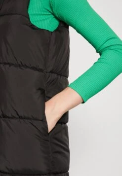 ONLY Onlasta Puffer WaistcoatSmanicatoBlack Donna Giacche E Blazer ON321U12R-Q11 -Moda Femminile f1b5ece59b8643cea4fb4d88b8e40d7e