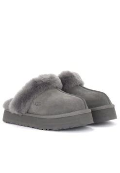 Ugg DisquettePantofoleGrigio Donna Pantofole UG111D03I-C11 7 Ugg DisquettePantofoleGrigio Donna Pantofole UG111D03I-C11 -Moda Femminile f1d3a09077974415a091a4dd5bba83fb